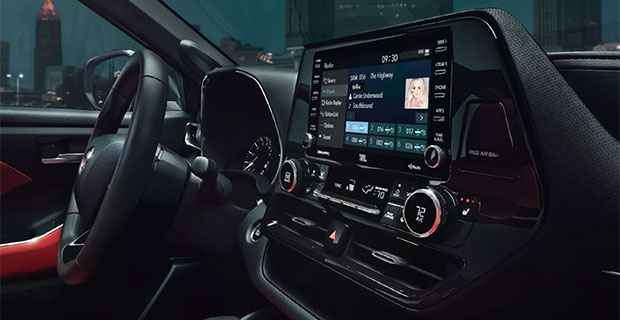 2022 Toyota Highlander Interior