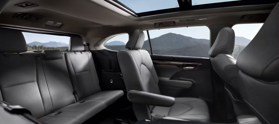 2026 Toyota Highlander Interior